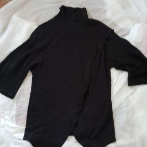 Black wool tunic sweater